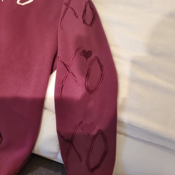 The Weeknd x H&M Sweater - Picture 4 of 5